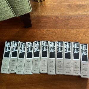 Davinas Mask with Vibrachrome 44,0